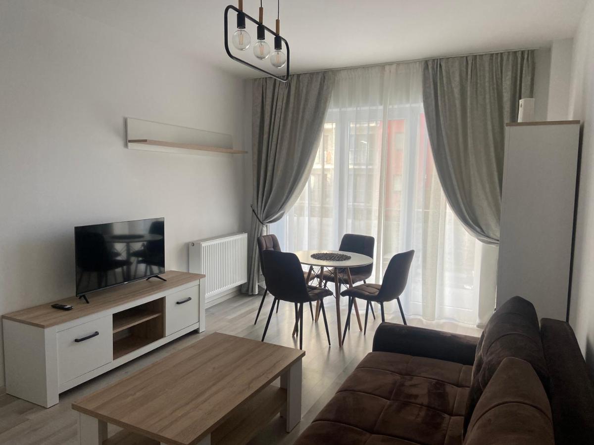 Divany Apartaments - Coresi Mall Brasov Exterior photo