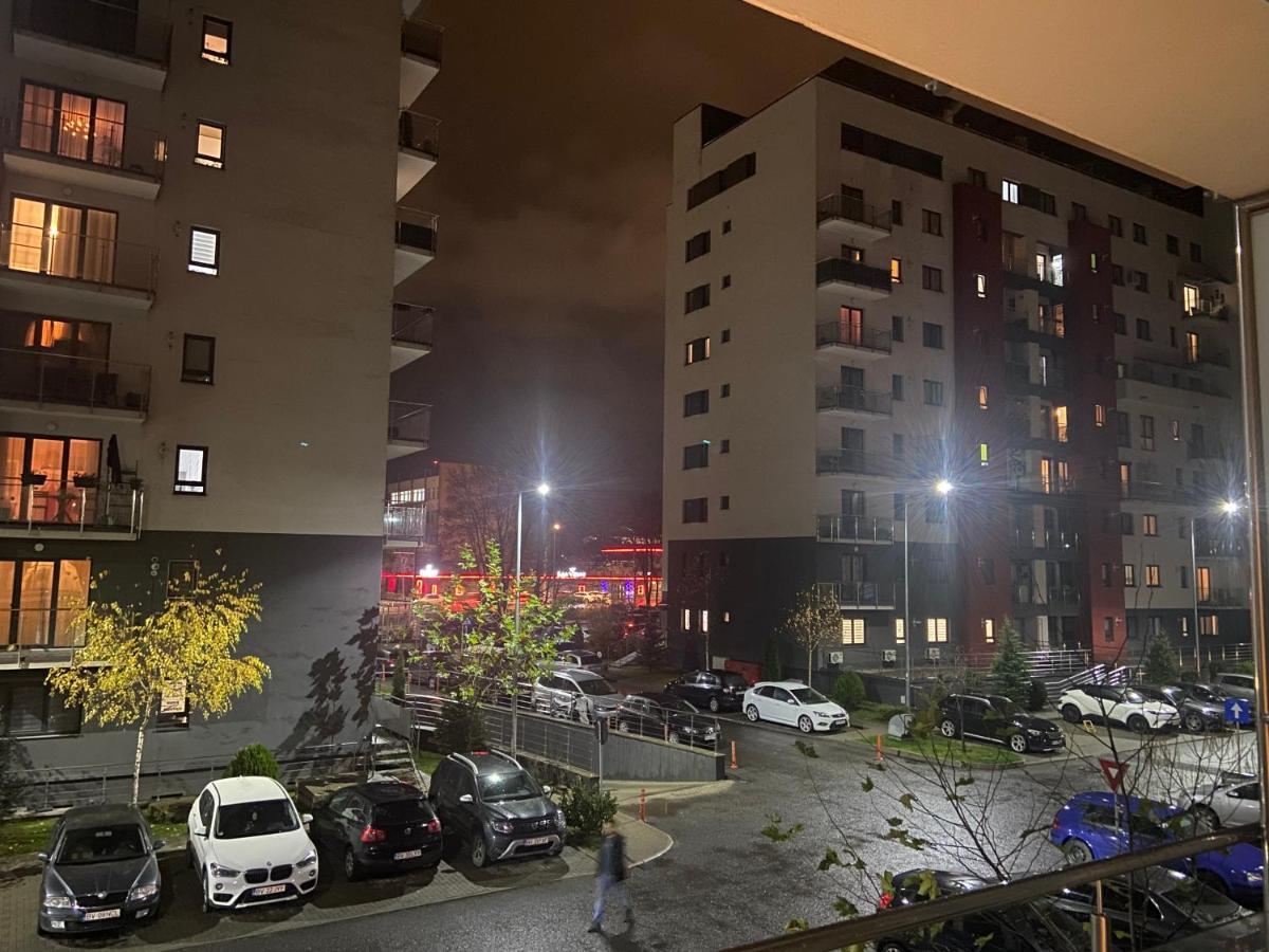Divany Apartaments - Coresi Mall Brasov Exterior photo